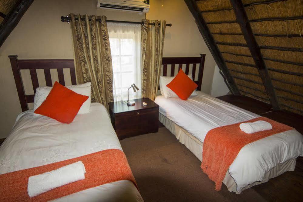 Hotel Aristo Manor Richards Bay Exteriér fotografie